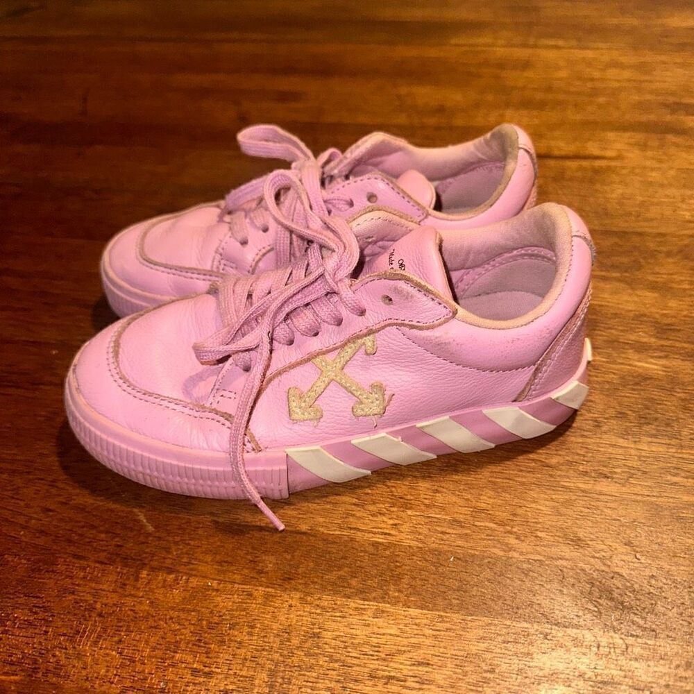 Off-White Vulcanized Leather Sneakers‎